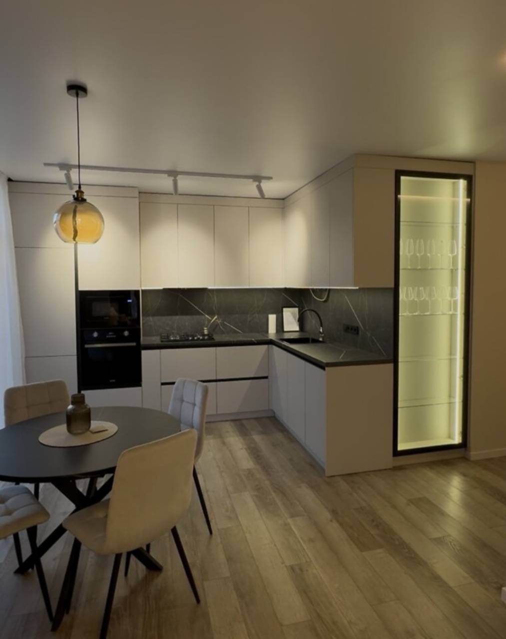 2-кімнатну Квартира — 150 000$ · Роша | GHERMAN