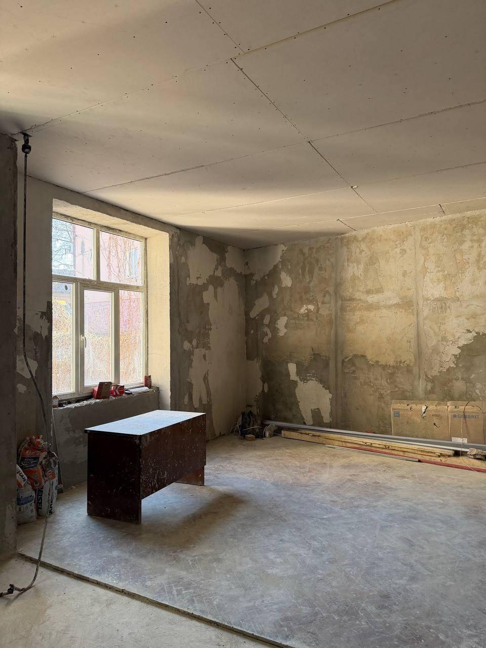 1-кімнатну Квартира — 39 000$ · центр | GHERMAN