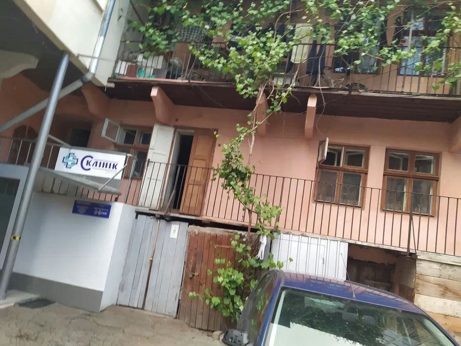 1-кімнатну Квартира — 35 000$ · центр | GHERMAN